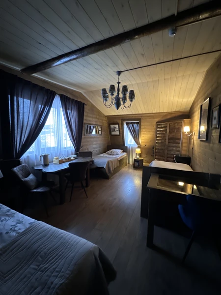 Мы решили купить тур на Байкал спонтанно — хотелось уложиться в 3 дня и успеть увидеть