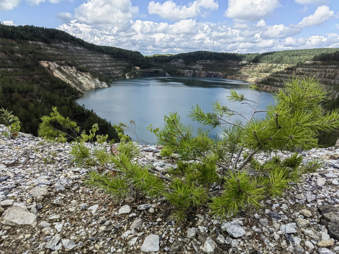 Хотелось поблагодарить Юру за замечательную экскурсию! Общение с оленями, необычайно красивые природные локации, это была не