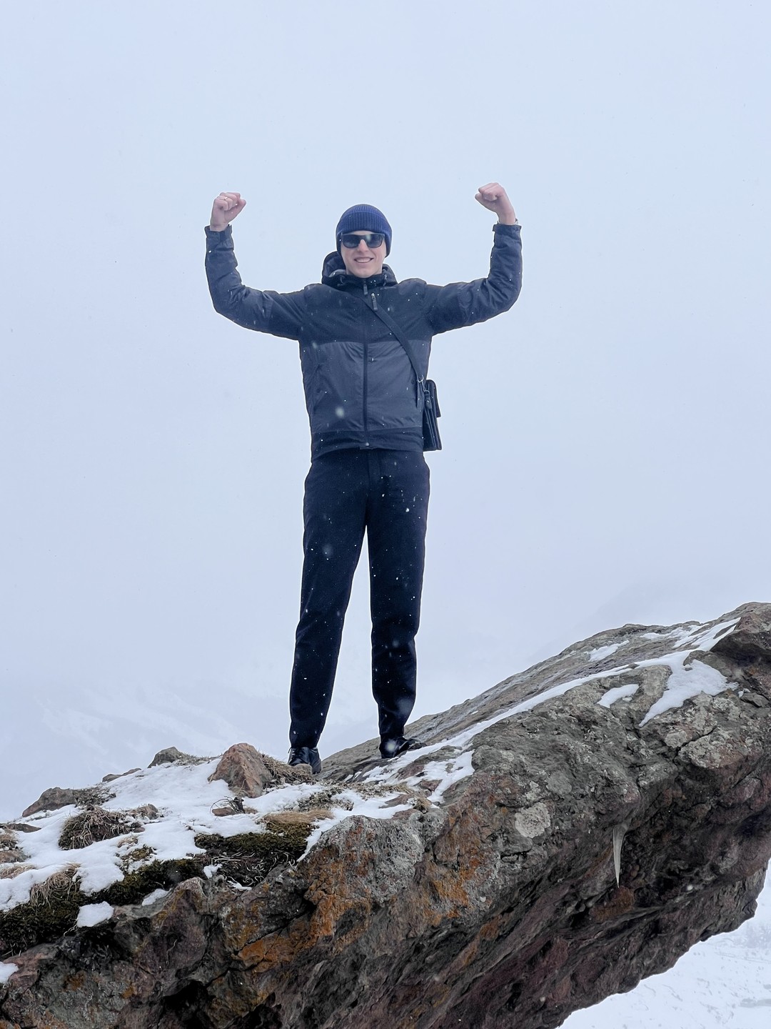 Благодарим Ислама за экскурсии на Приэльбрусье, язык Тролля, на озеро Гижгит, в Верхнюю Балкарию! Все экскурсии прошли на высшем уровне!