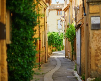 Деревушки Лурмарен и Кюкьерон, переезд в Экс-ан-Прованс
