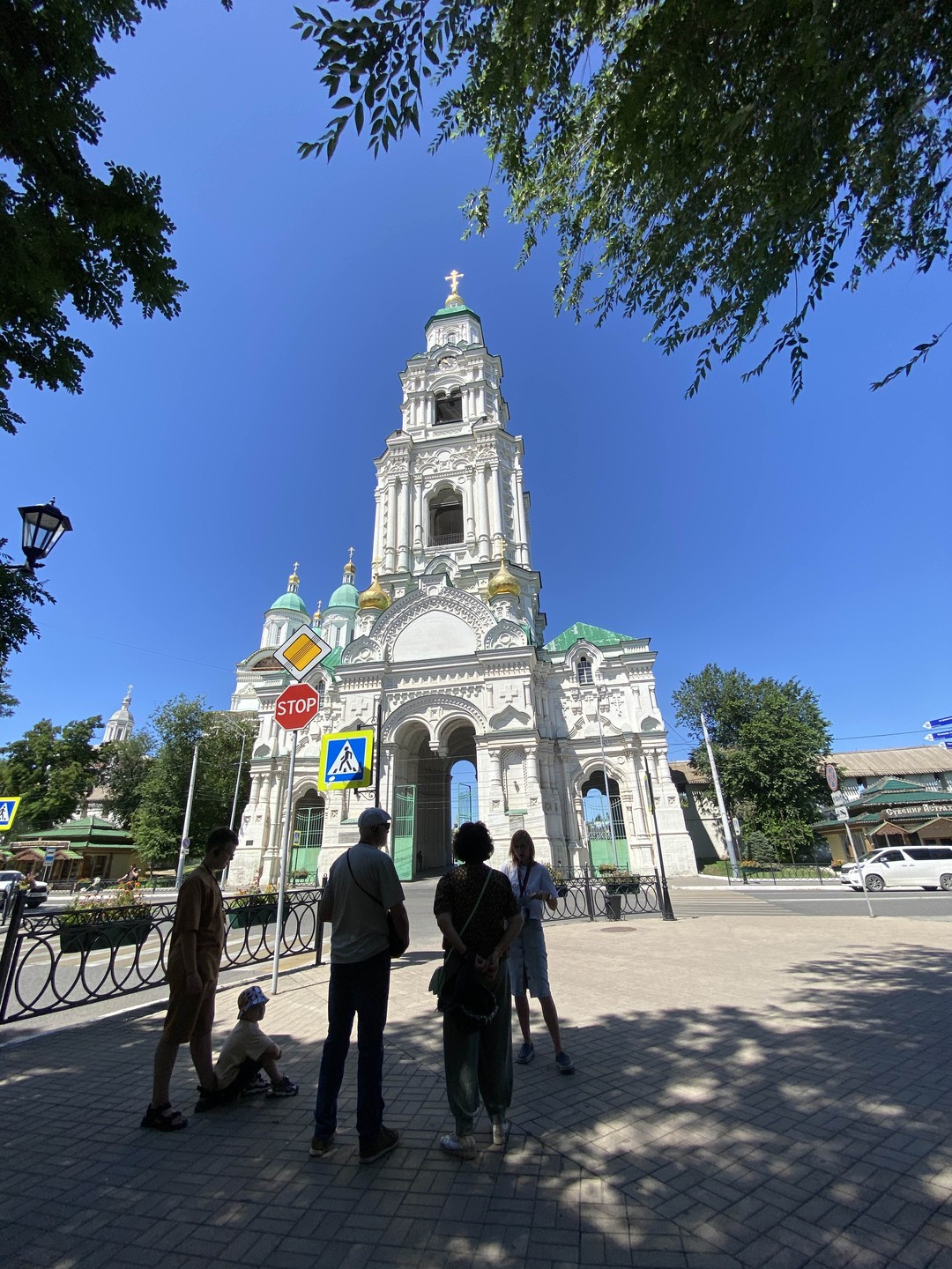 Прекрасная экскурсия чтобы за короткий срок действительно влюбится в Астрахань. Ирина много рассказывает про архитектуру, исторические