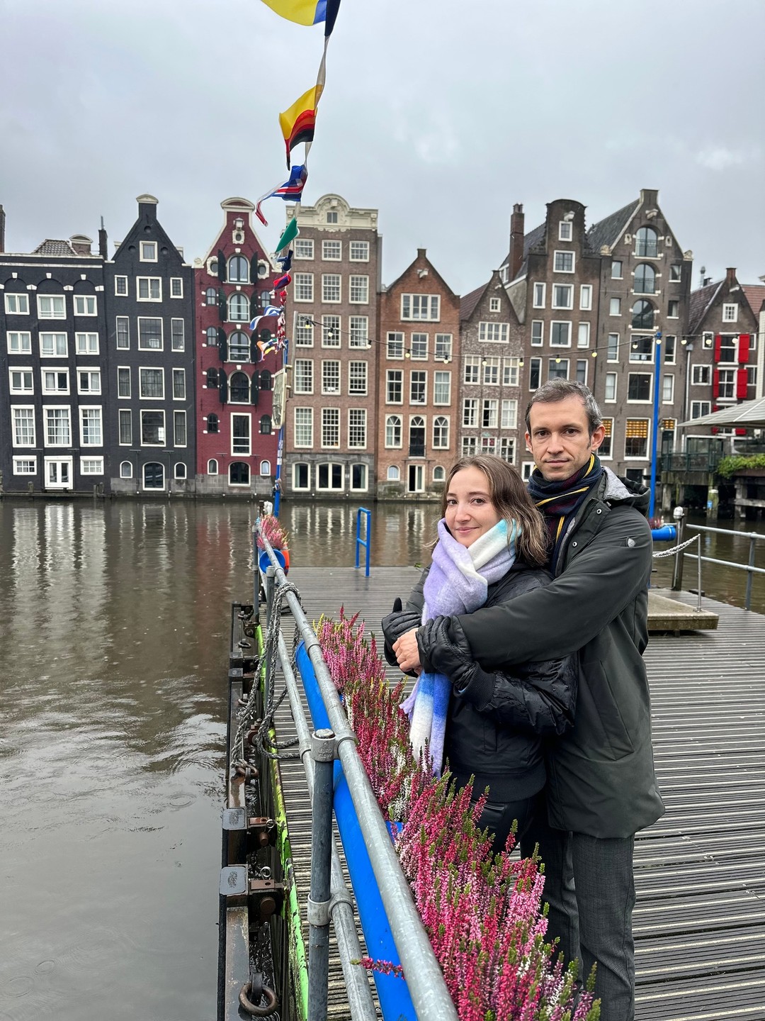 Благодаря Евгению у фотопрогулке с ним по Амстердаму мы запечатлели на фото самые колоритные и интересные