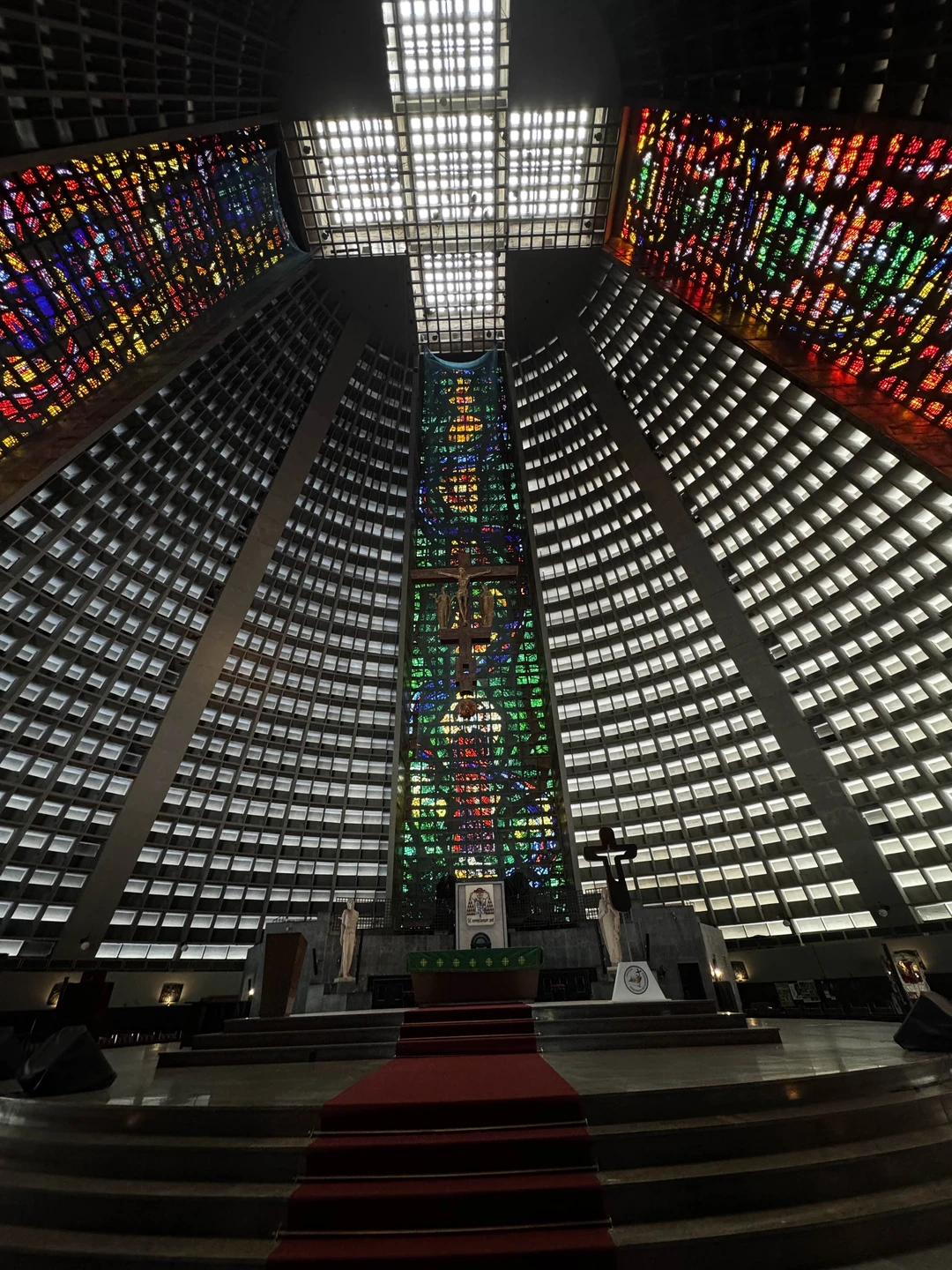 Спасибо большое за потрясающую экскурсию! Маршрут был отлично спланирован, логичен и позволил увидеть все ключевые места