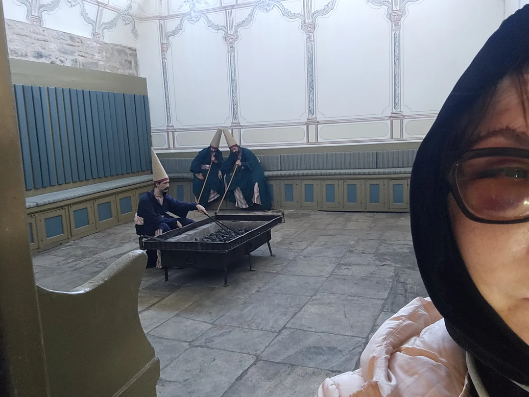 Сегодня 8 марта наша экскурсия с гидом Фатма превзошла все наши ожидания. Она помогла нам заглянуть