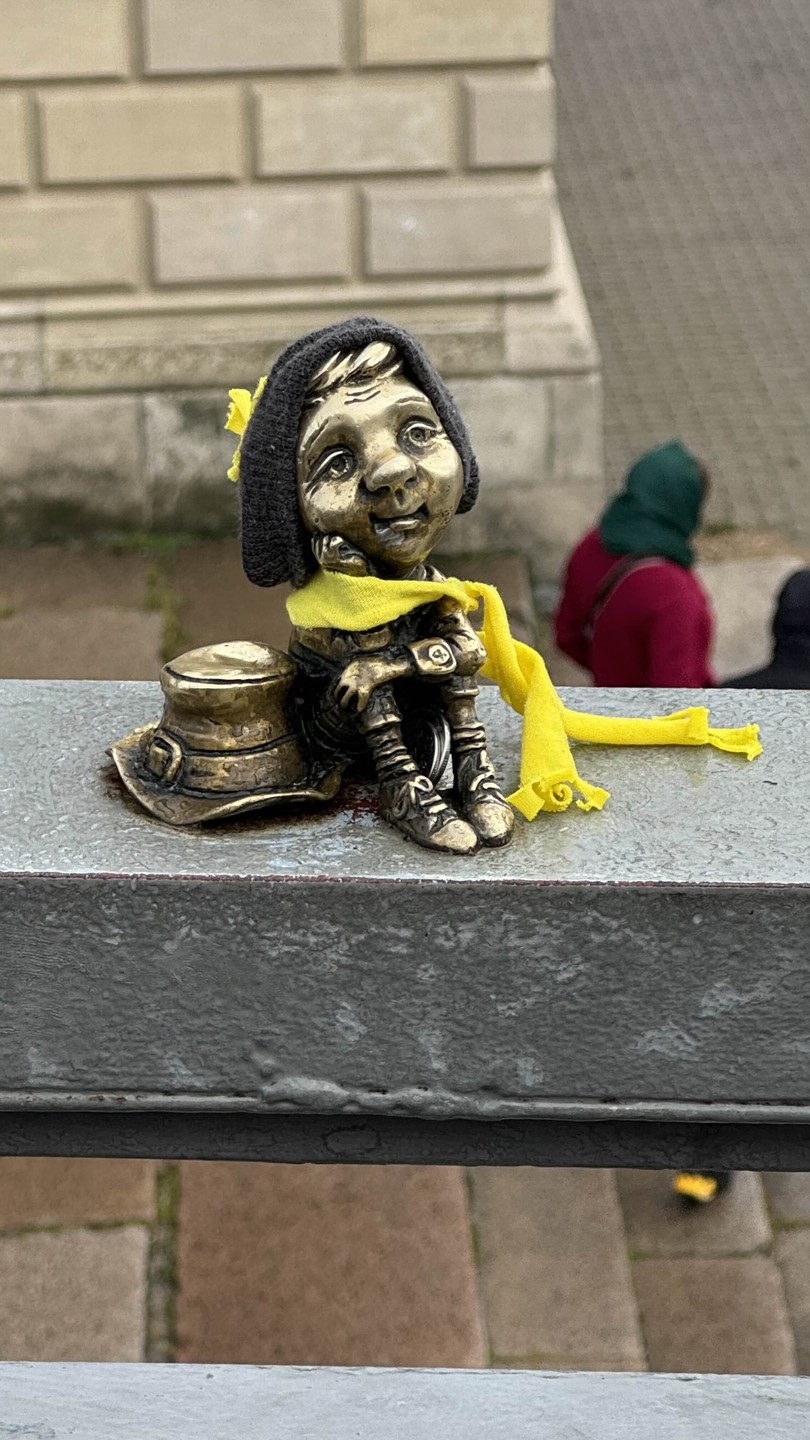 Все было отлично организовано, автобус очень пунктуально забрал нас на точке сбора и началась экскурсия.