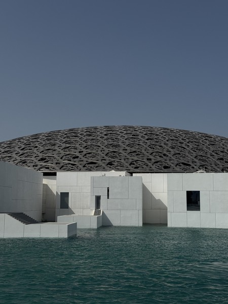 Наша экскурсия началась в 10:15, закончилась в 19:30. Группа состояла из 7 или 8 человек