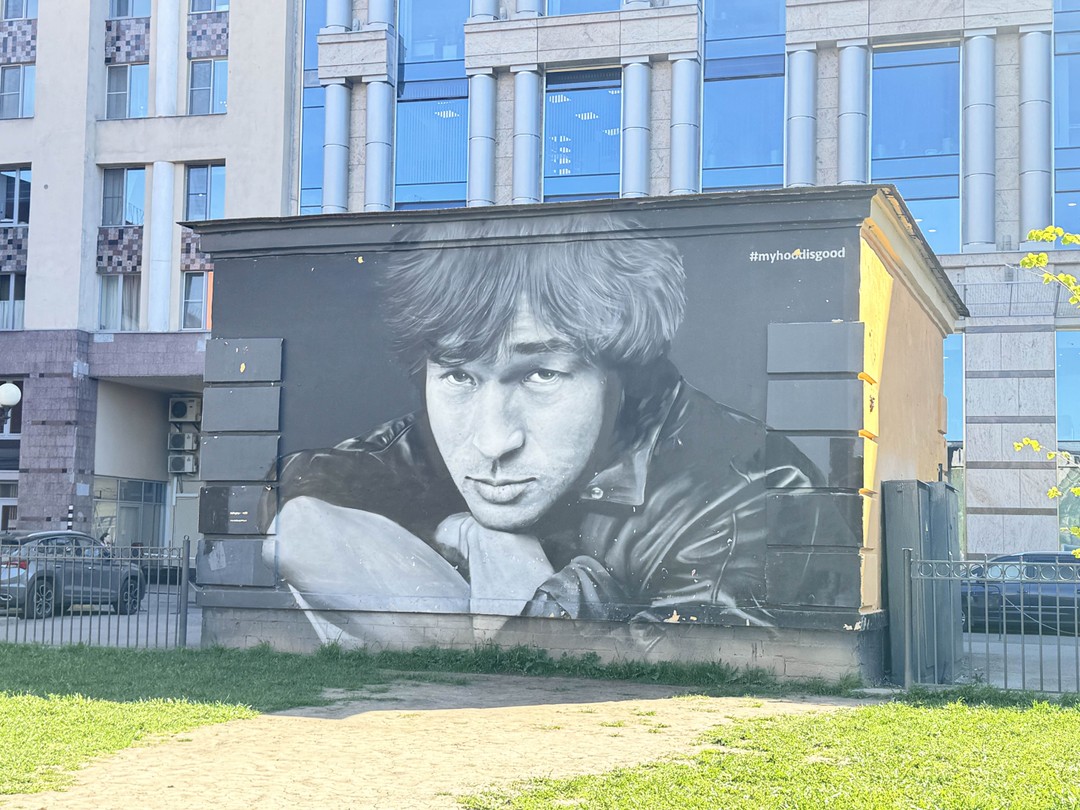 Нам очень понравилось, прогулка получилась замечательная, динамичная. Таня прекрасно знает Петербург, спасибо ей за открытие тайных