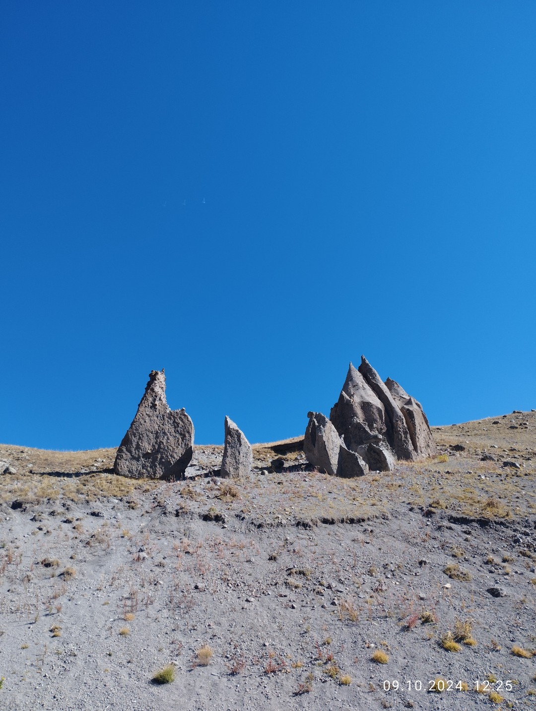 Супер поездка. Живописнейшая дорога, красота невероятная! Эльбрус как на ладони! Маршрут на все 💯! Умар профессионал