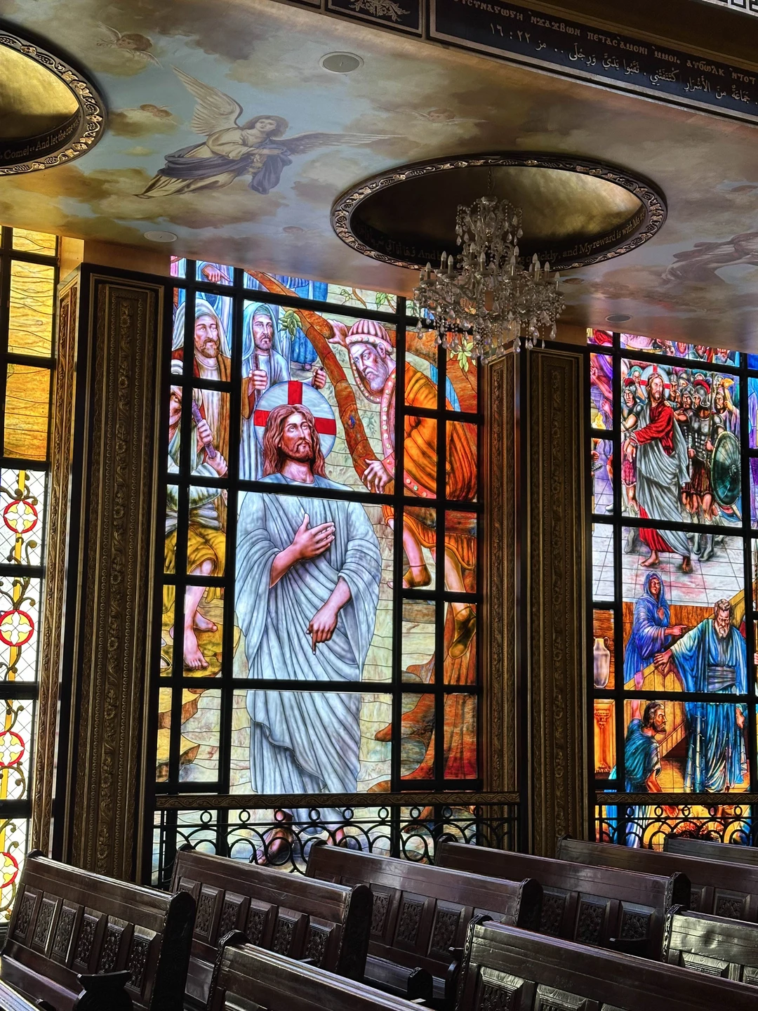 Хороший тур, информативный и маленький группа людей