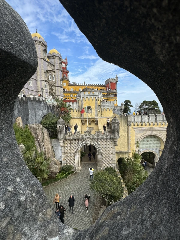 Синтра, мыс Рока и побережье: магия по-португальски