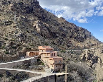 Встреча в Касабланке и переезд в Имлиль