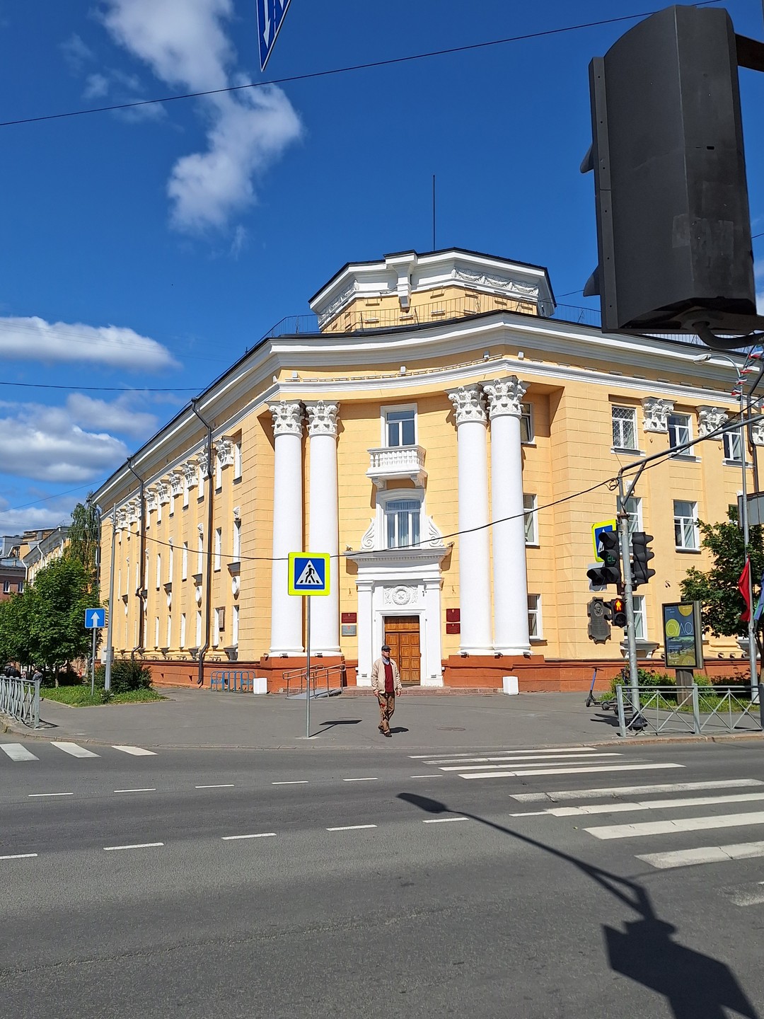 Вы собираетесь в Петрозаводск и не знаете с чего начать знакомство с городом? Или Вас случайно