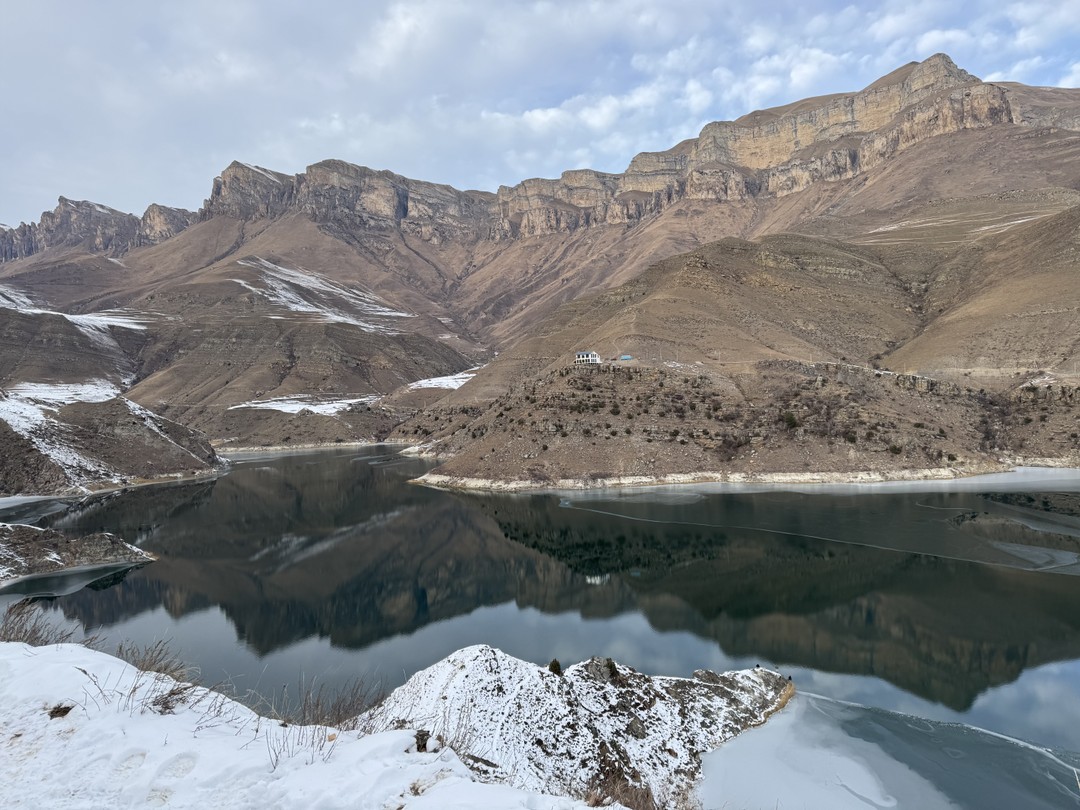 Отличная экскурсия! Гид Владимир очень интересно рассказывает не только о географических особенностях посещаемых локаций, но и
