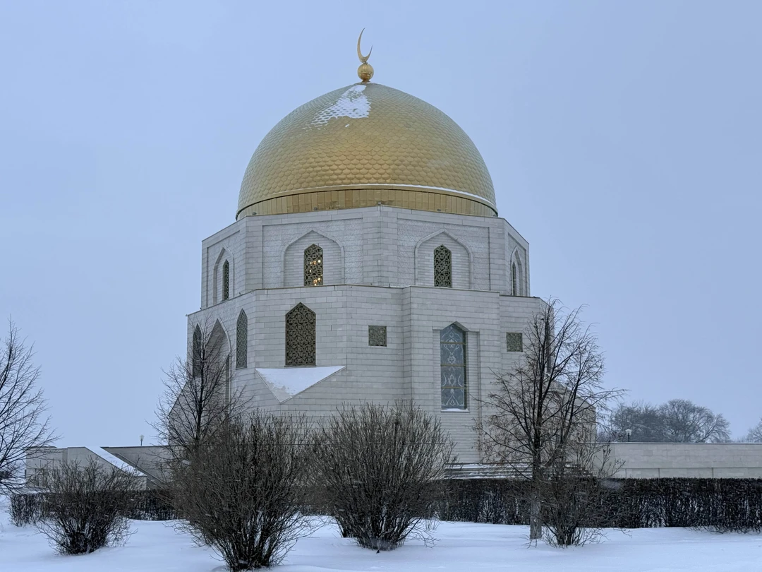 Ездили на экскурсию с мужем вместе с экскурсоводом Инной)