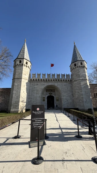 Могу смело рекомендовать данную экскурсию! гидом у нас был Рушен - отлично погрузил нас в историю