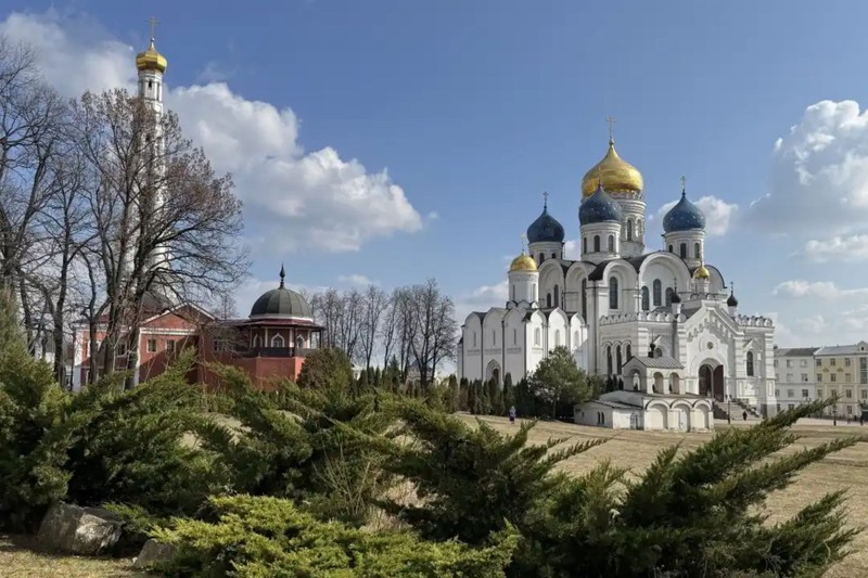 Усадебное ожерелье Святой Угреши (из Москвы)