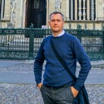 Илья - представитель команды гидов