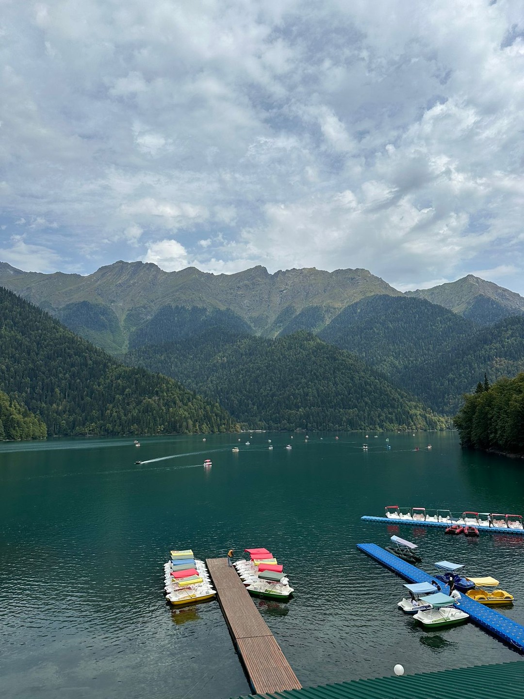 Путешествие на озеро Рица из Гагры (Анна)