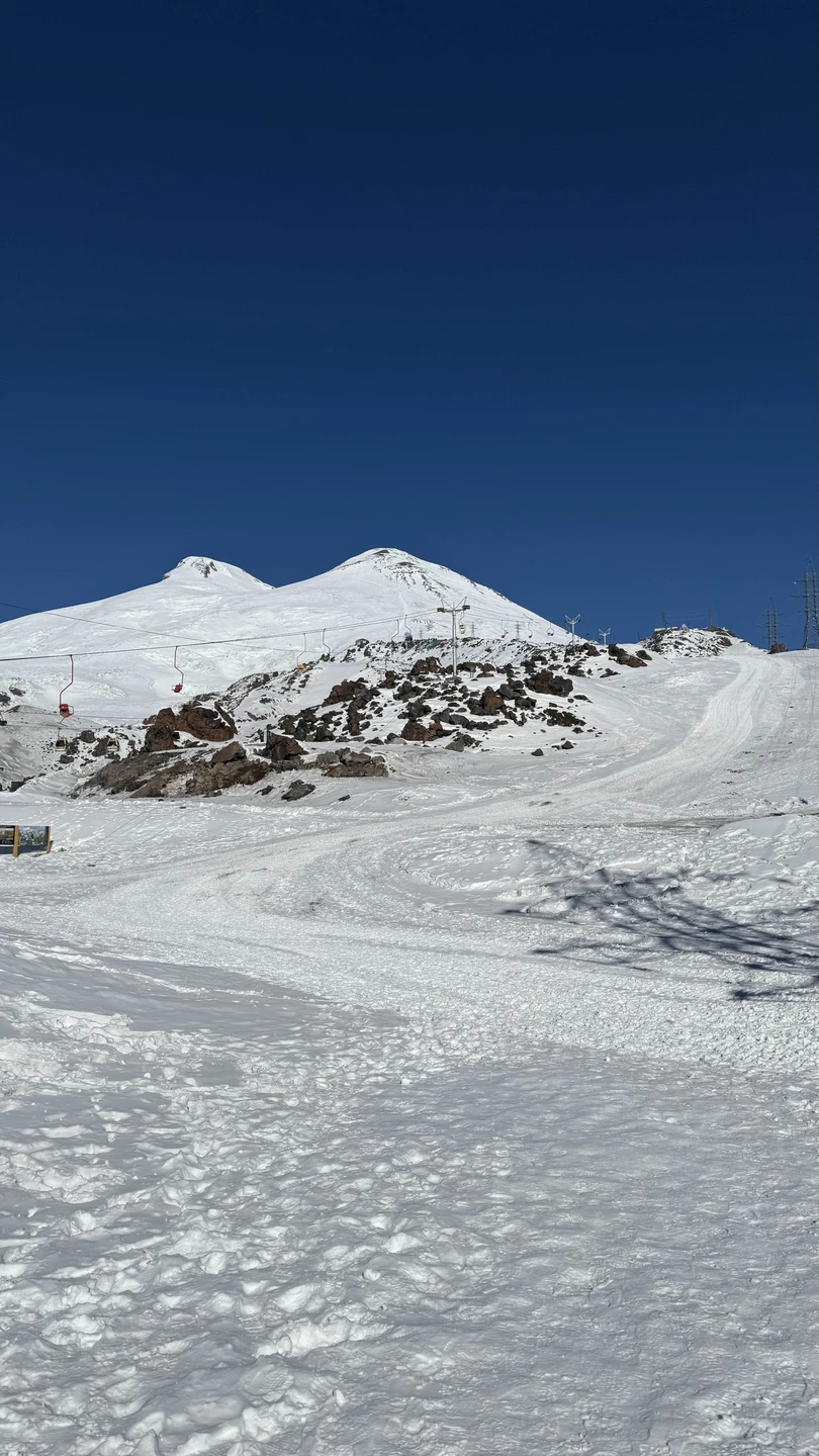 Ездила на экскурсию с гидом Сергеем. Экскурсия прошла замечательно, Сергей очень хороший рассказчик и интересный человек