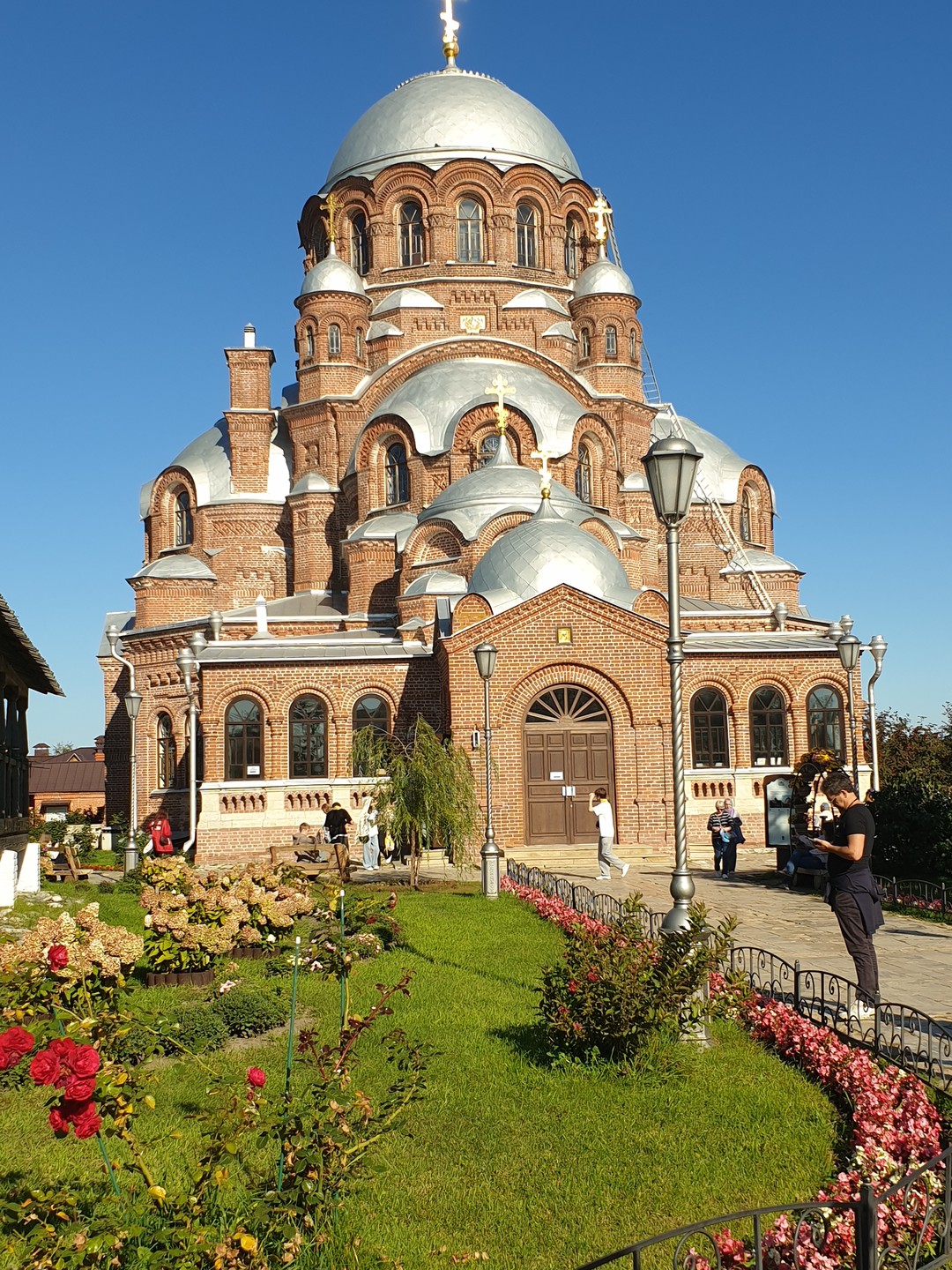 Культовые места Казани: Вселенский храм, Раифа и Свияжск (Марина)