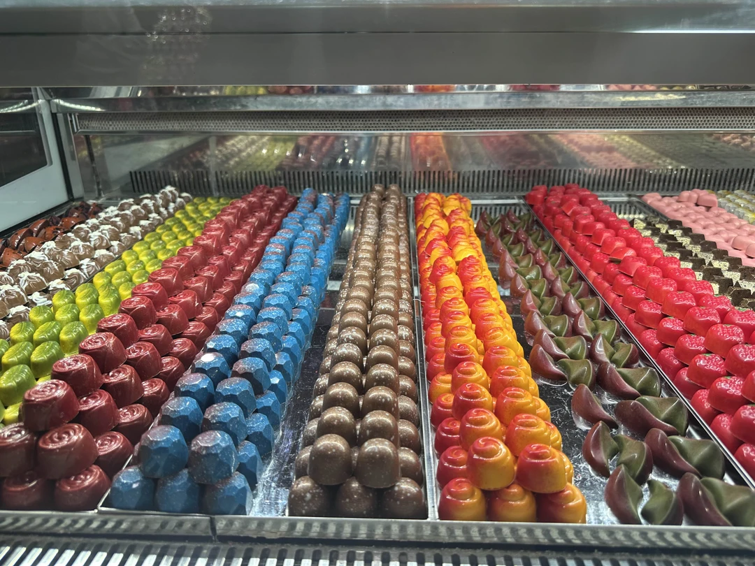 Экскурсия абсолютно достойна внимания! Очень много остановок в красивых местах, ну и конечно напоследок 12 апостолов🤩это