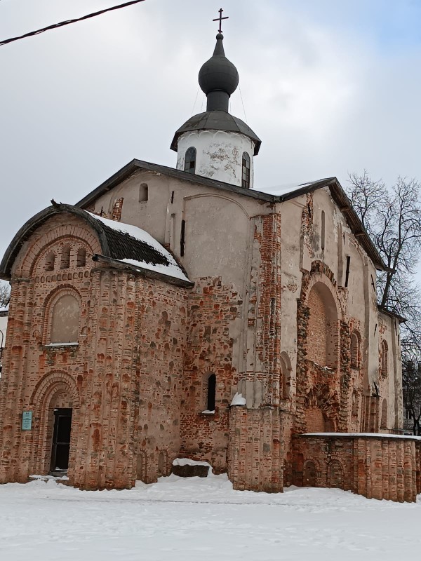 Великий Новгород на пути из варяг в греки