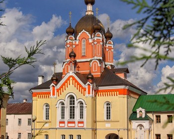 Богородичный Успенский монастырь, дом-музей Римского-Корсакова