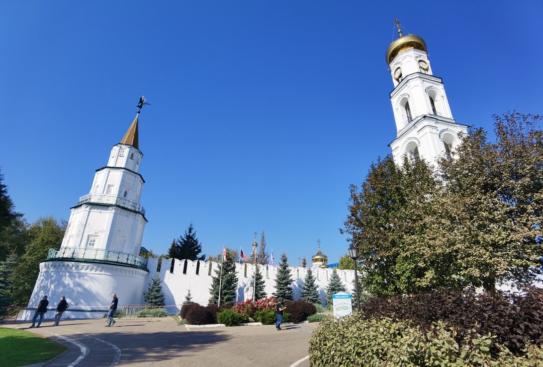 Культовые места Казани: Вселенский храм, Раифа и Свияжск (Коновалова)