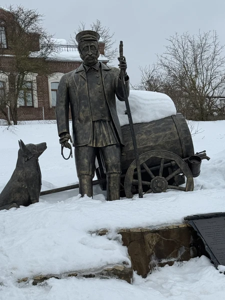 Отличная экскурсия по Коломне! Гид Роман очень понравился: пунктуальный, грамотный и с отличным чувством юмора. Маршрут