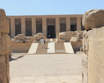 Храм Сети I, Осирион, храм Дендеры