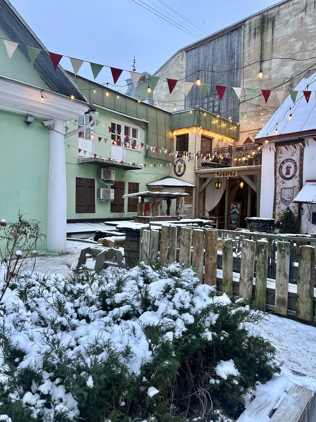 Путешествие по Выборгу на автомобиле с панорамной крышей (Юлия)