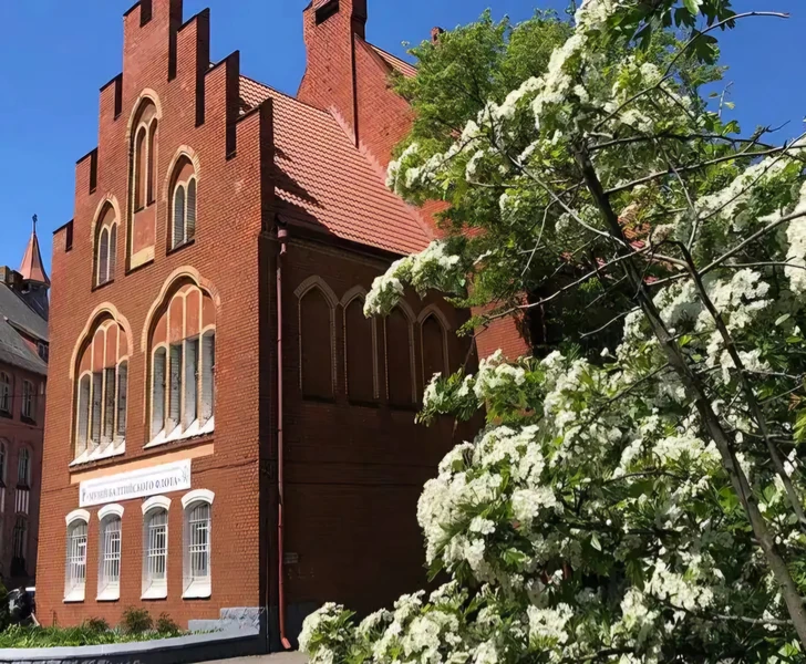 По приморским городам - из Калининграда