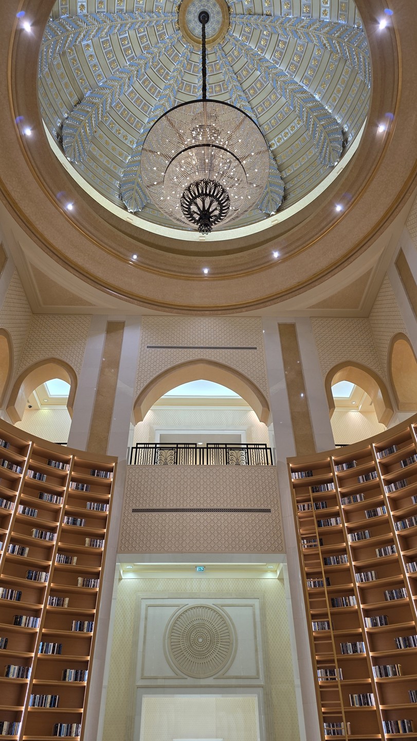 Абу-Даби в мини-группе с посещением Президентского дворца (Людмила)