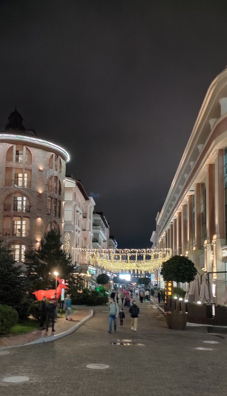 По ночному Сочи — на кабриолете (7/9)