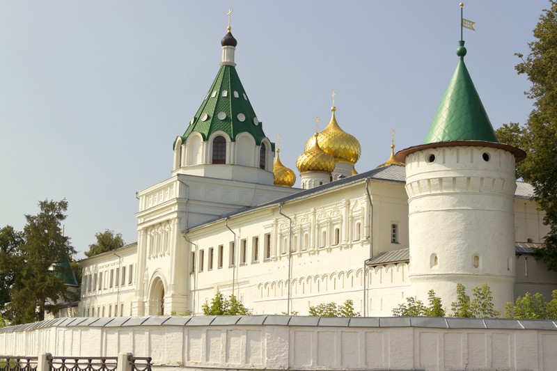 Фото - Экскурсия: "История России и дома Романовых. Обзорная экскурсия по Костроме"