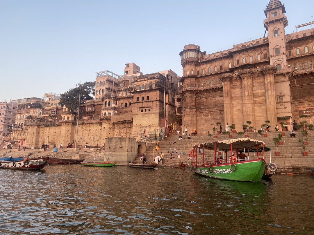 Спасибо всей Вашей команде за чудесное знакомство с Индией и ее замечательными городами и культурой! Тур