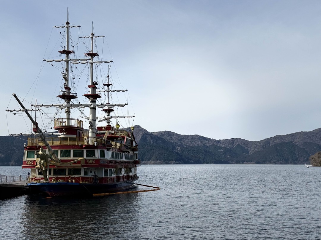 Потрясающий день! Отличная экскурсия! Организовано комфортно, очень увлекательно! Ни минуты не пожалели что решили поехать! Огромное спасибо!