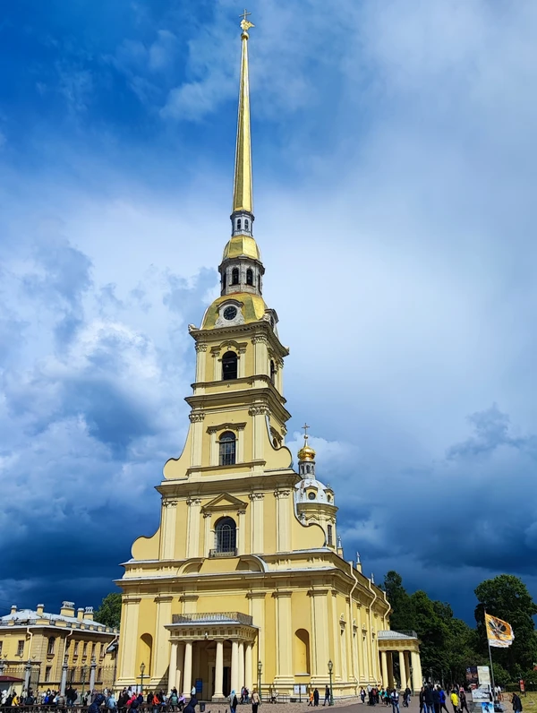 Виды Петропавловская крепость: здесь начинался Петербург, здесь упокоились Романовы