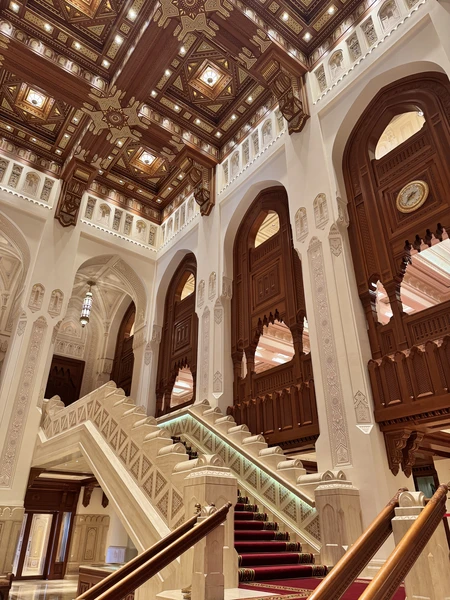 Экскурсия «Влюбиться в Маскат» с Марьям - это прекрасный выбор нашей поездки в Маскат. За один