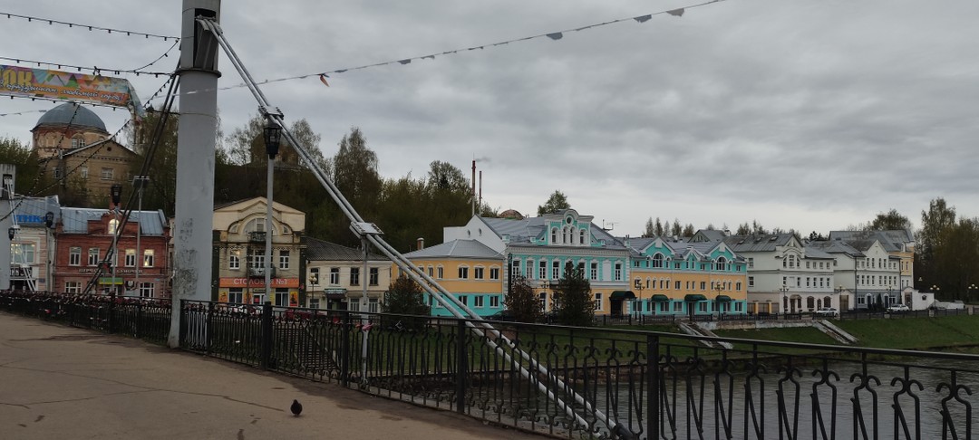 Экскурсия очень понравилась. Получили все, что ожидали и даже больше. Георгий ведет экскурсию профессионально и увлекательно