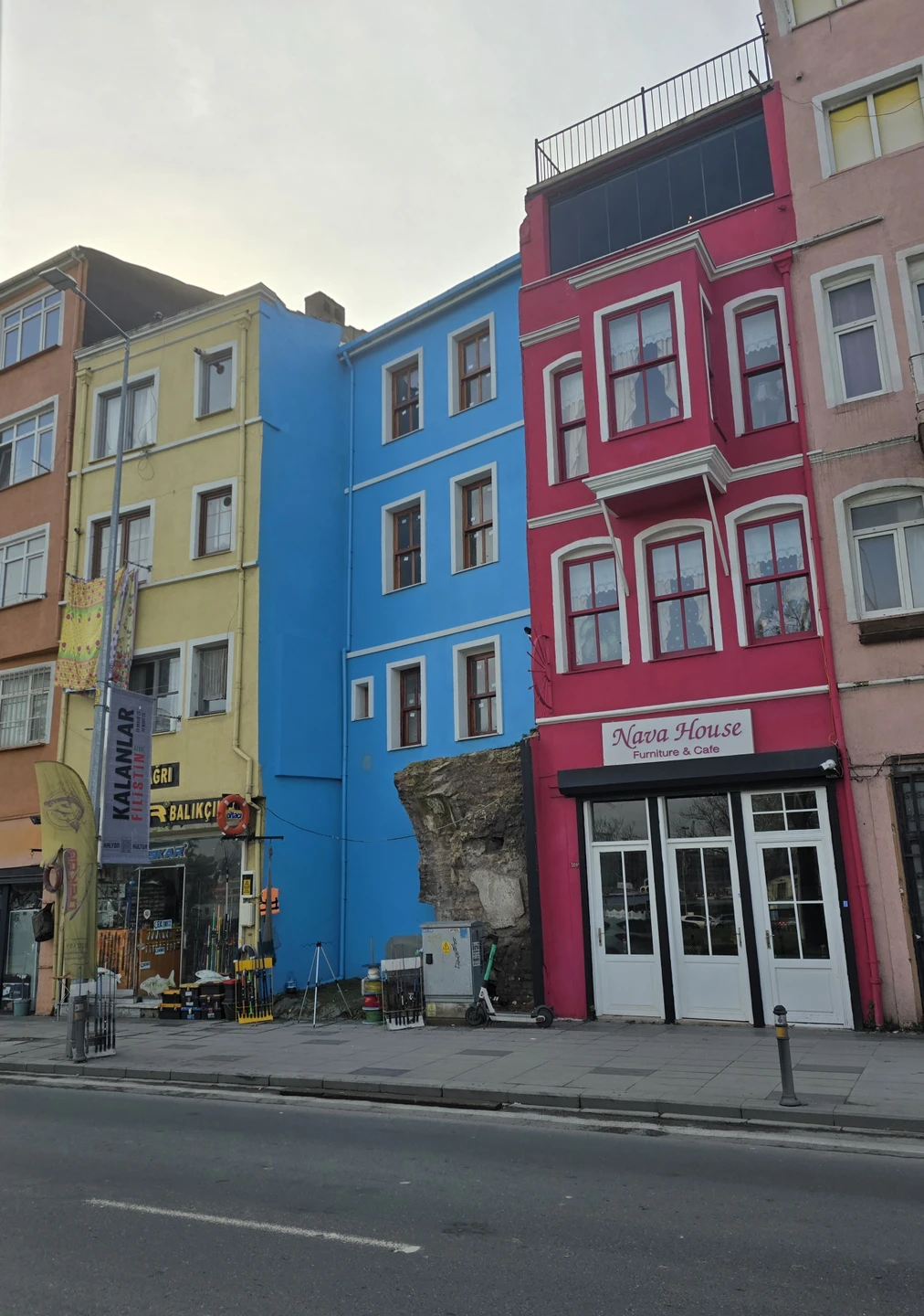 Мы увидели Истамбул с воды и с высоты, и город масштабно, красиво и неожиданно открылся. Маршрут