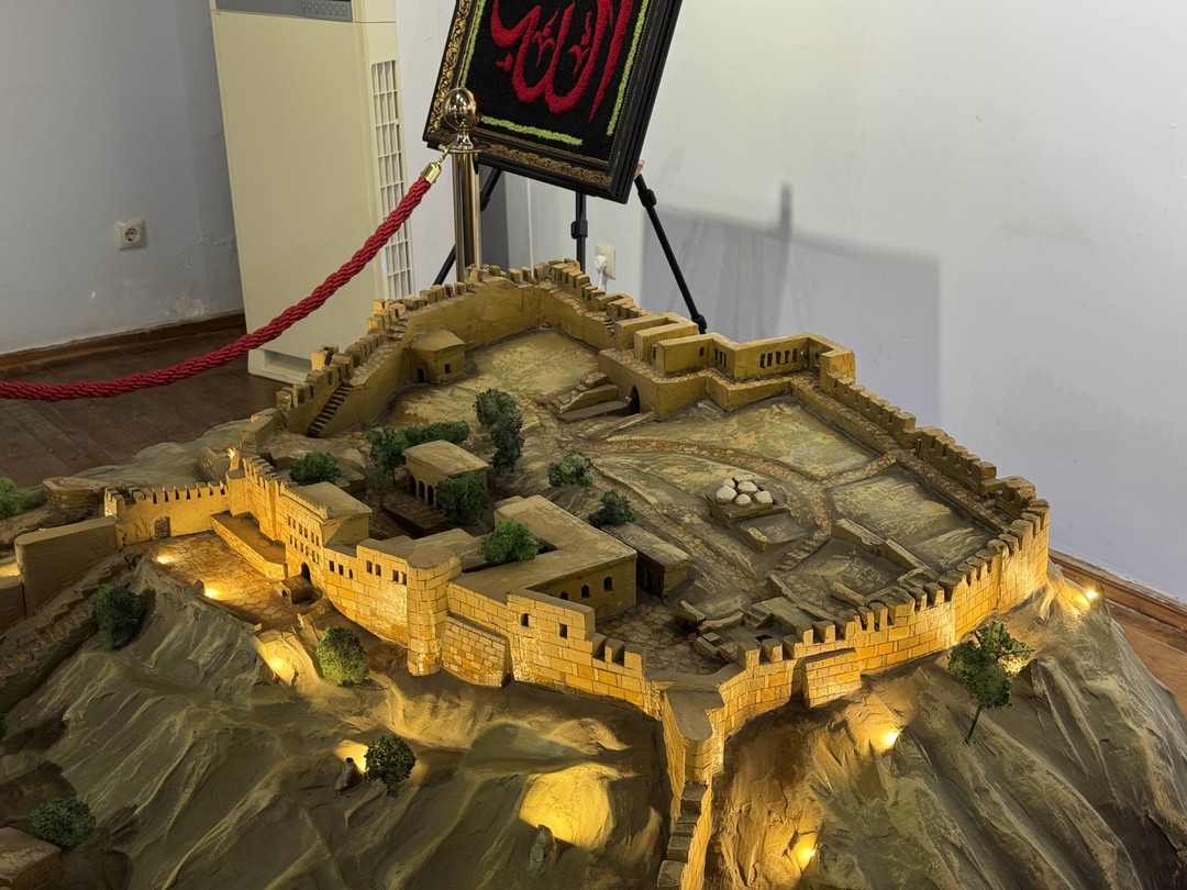 Дербент умеет удивлять: магалы, хаммамы и цитадель Нарын-Кала (Илья)