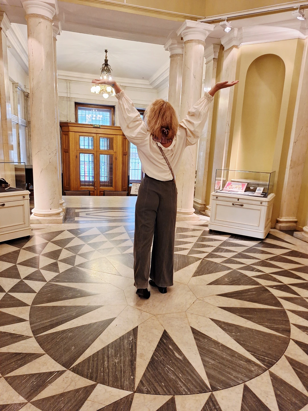 Все прекрасно. Очень интересная экскурсия