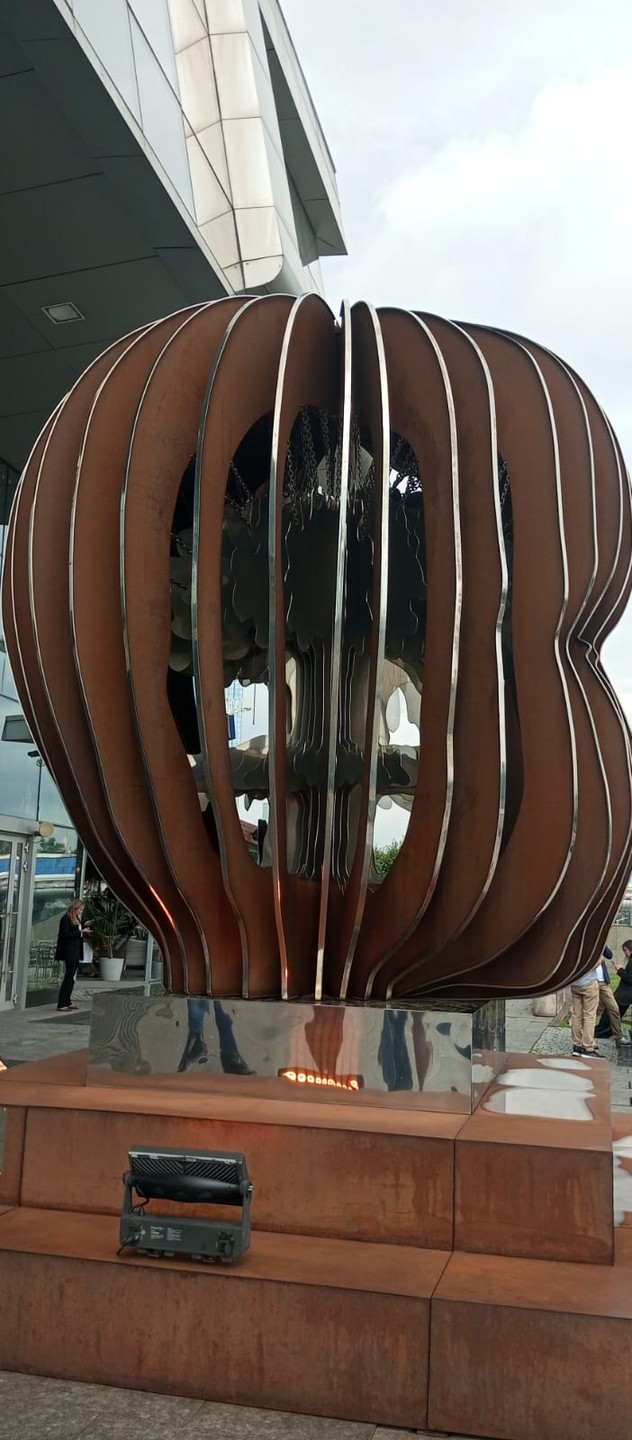 Идеи стеклянной архитектуры на прогулке по «Москва-Сити». Индивидуальная экскурсия (Татьяна)