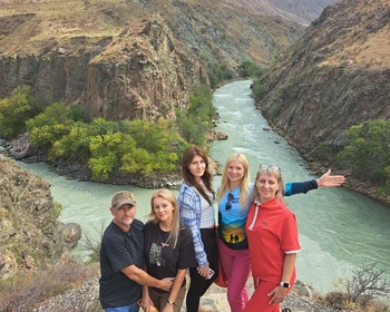 Башня Бурана, ущелье Чон-Кемин и ночь в юртах