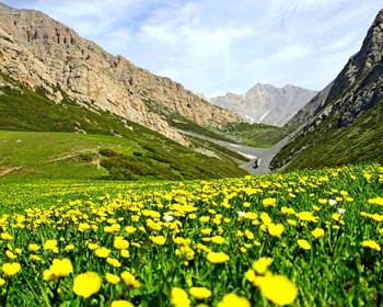 Озеро Кёль-Тор и юрточный лагерь Кок-Кия