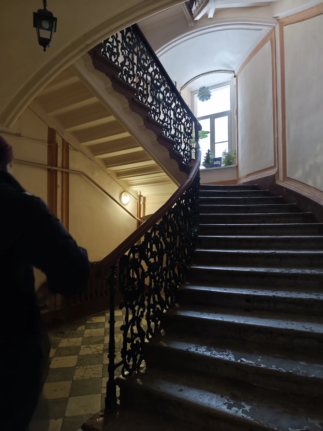 Спасибо Виктору за чудесную экскурсию по району который скрыт от туристов и зря! Рассказ Виктора о