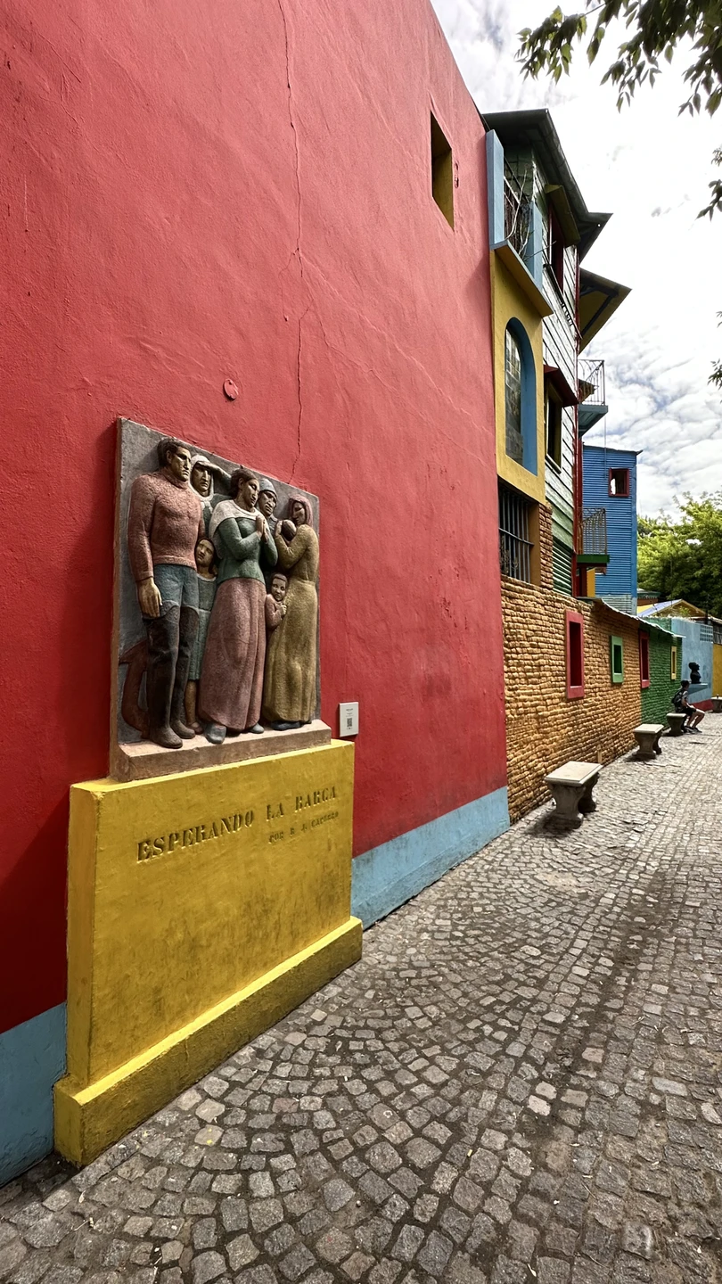 Михаил сделал для нас индивидуальный маршрут с учетом нашего тайминга и вместил все, что нам было