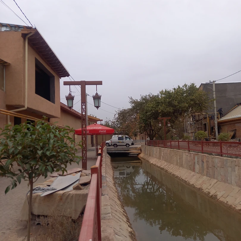 Все прекрасно, удобно и безопасно. Программа была полностью адаптирована под мои запросы, мы успели посмотреть исторический