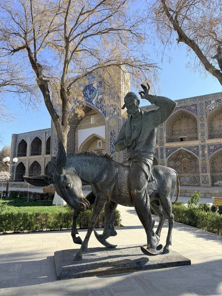 Очень классная экскурсия, экскурсовод Ислом знает, о чем рассказывает, очень дружелюбный, отвечал на все-все вопросы, сохранял